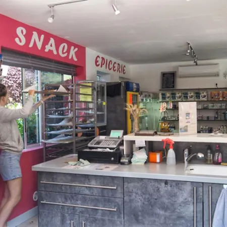 Кемпинг Mobil Avec Terrasse - 4 Personnes - Api-1-52-1165